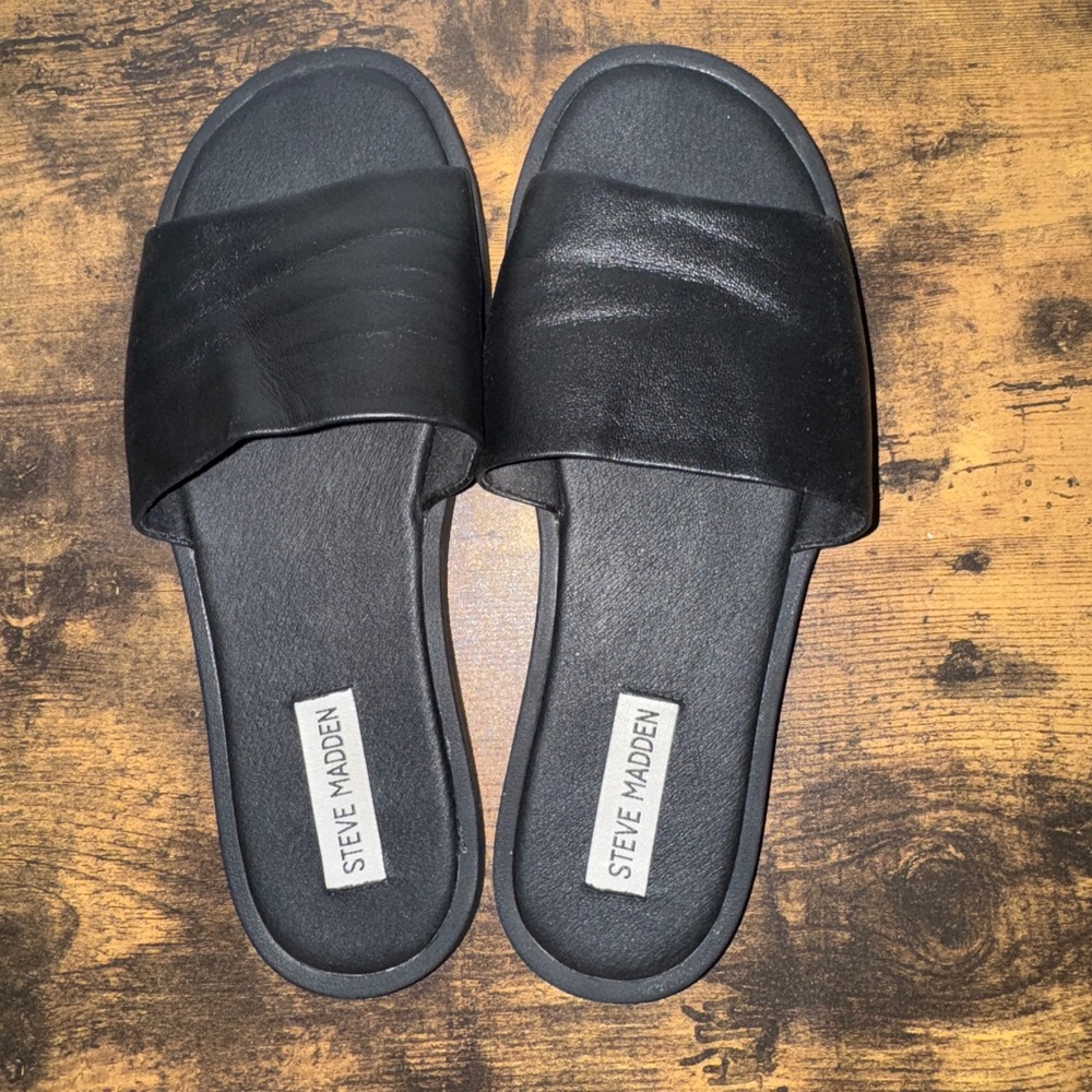 Steve Madden slides